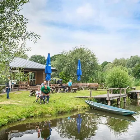 Stunning In Rechlin With Wifi Appartement